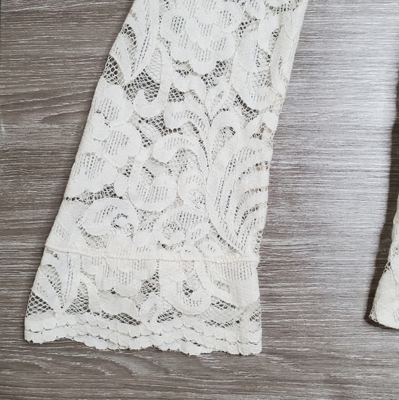 Express Sheer Lace Long Sleeve Top Cream Medium - Picture 4 of 11